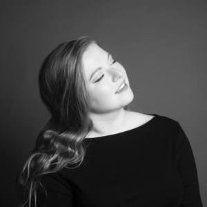 Meet your Posher, Claire